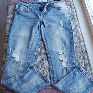Light wash jean capris